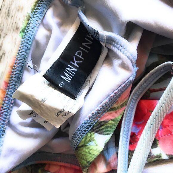 MinkPink Floral Flutter Bikini‎ Top - Picture 6 of 6